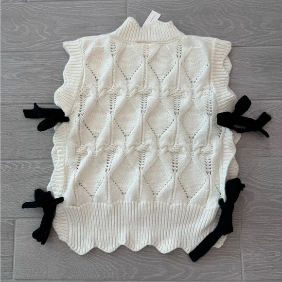 MAEVE ANTHROPOLOGIE Bow Ribbon Tie Sweater Vest in Ivory One Size NWT - Picture 5 of 9